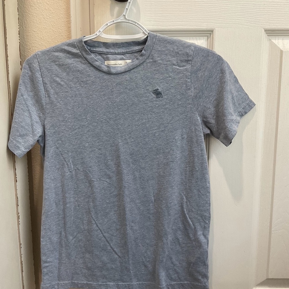 Gray Abercrombie & Fitch Boy’s T-Shirt